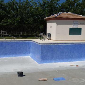 ADAPTACIÓN DE PISCINA COMUNITARIA